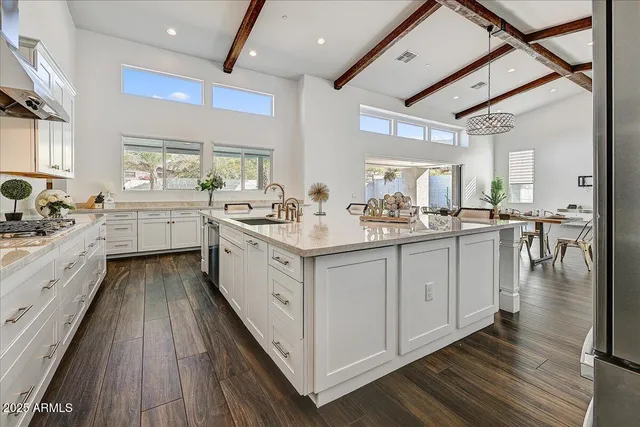 $7,950 | 9407 South 13th Way, Phoenix, AZ 85042