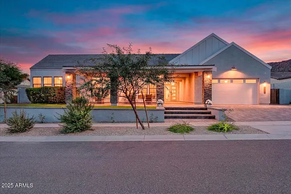 $7,795 | 9407 South 13th Way, Phoenix, AZ 85042