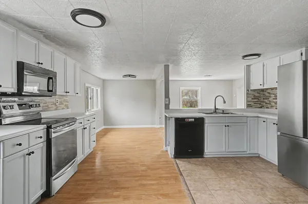 $349,000 | 800 Fisher Pond Road, St. Albans Town, VT 05478