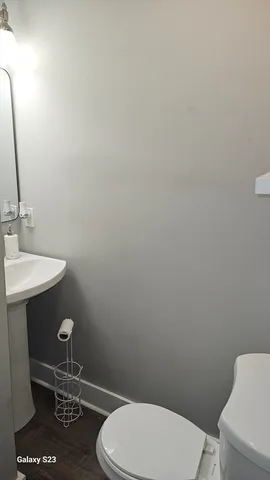 $370,000 | 20 Ottawa Street, Agawam, MA 01001