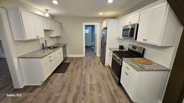 $370,000 | 20 Ottawa Street, Agawam, MA 01001