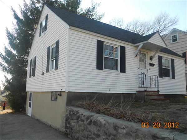 26 Hobson Street Methuen, MA 01844 - Photo 1 of 17