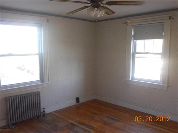 26 Hobson Street Methuen, MA 01844 - Photo 11 of 17