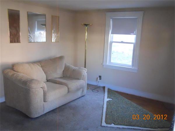 26 Hobson Street Methuen, MA 01844 - Photo 14 of 17