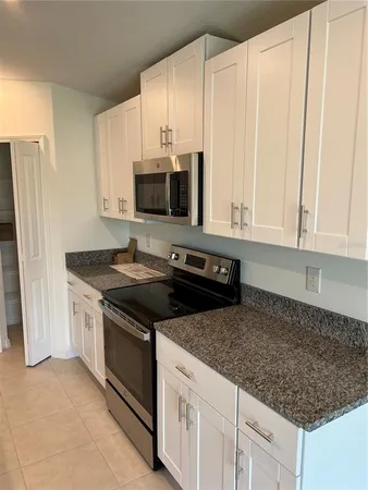 $2,450 | 12796 Weston Oaks Lane, Riverview, FL 33579