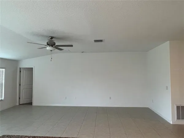 $2,450 | 12796 Weston Oaks Lane, Riverview, FL 33579