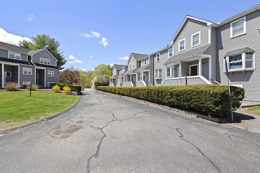 3 Summerville Road, Unit 3 Foxboro, MA 02035 - Photo 2 of 32