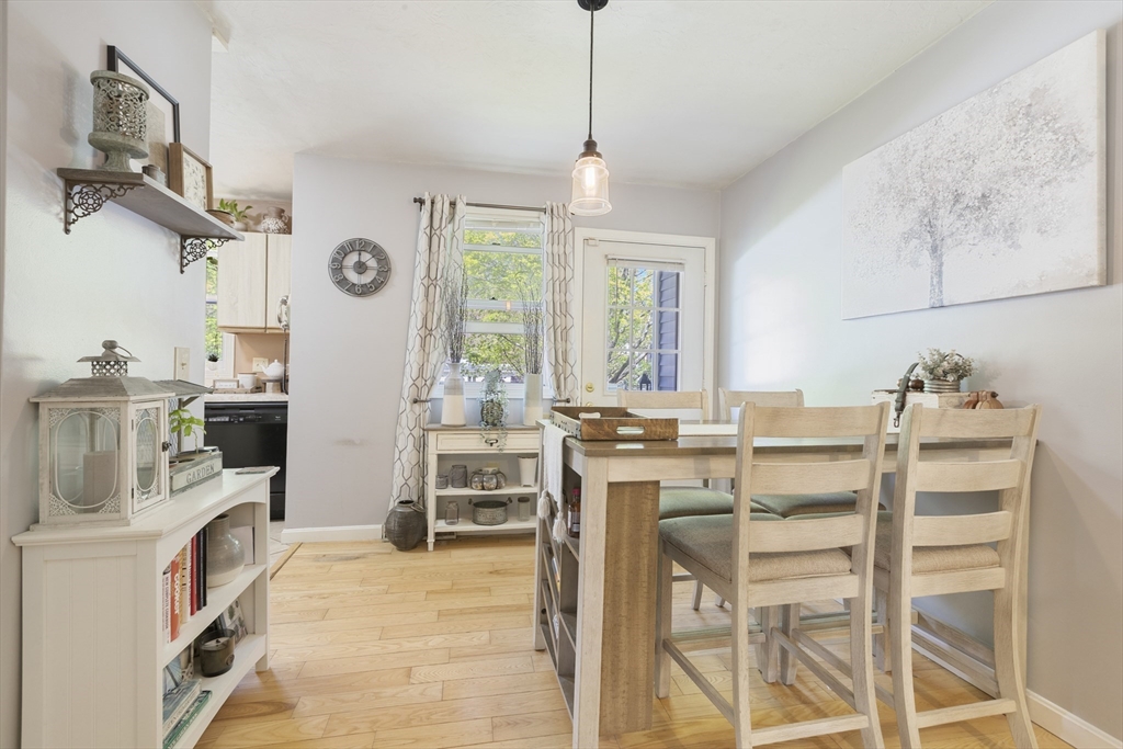 3 Summerville Road, Unit 3 Foxboro, MA 02035 - Photo 9 of 32