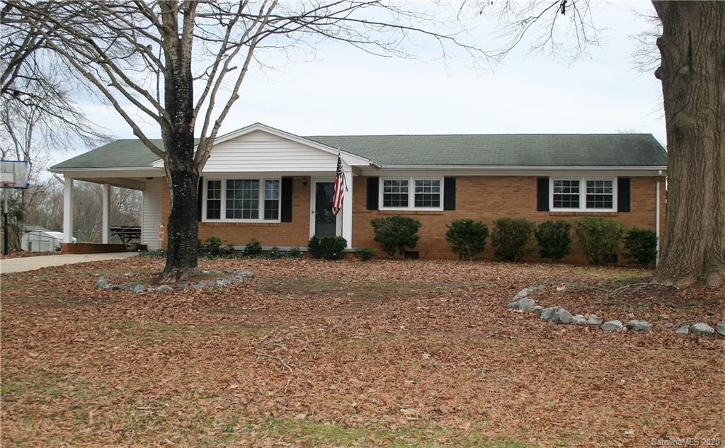 2202 Havenwood Road Dallas, NC 28034 - Photo 2 of 41 Gallery Image 2
