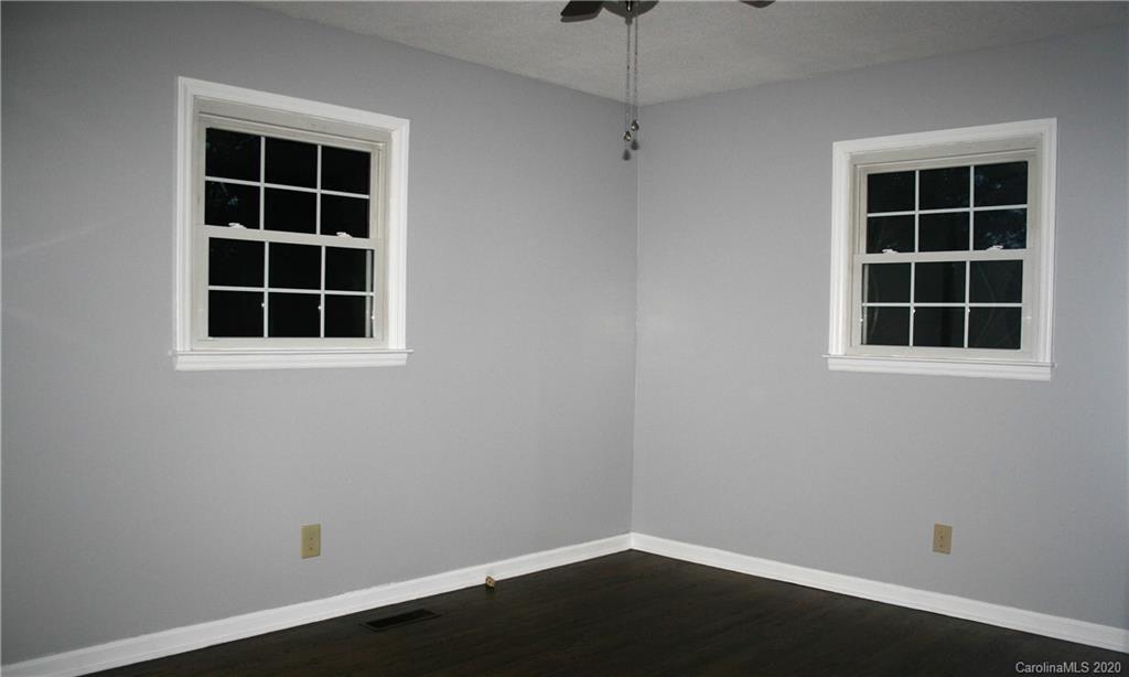 2202 Havenwood Road Dallas, NC 28034 - Photo 28 of 41 Gallery Image 28