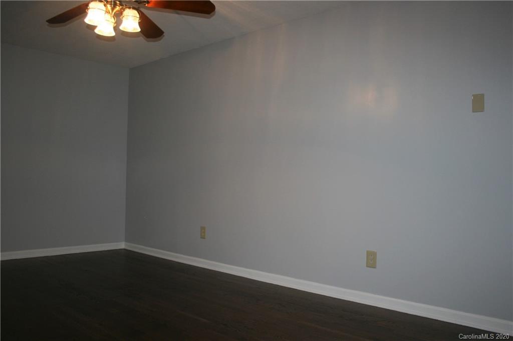 2202 Havenwood Road Dallas, NC 28034 - Photo 5 of 41 Gallery Image 5