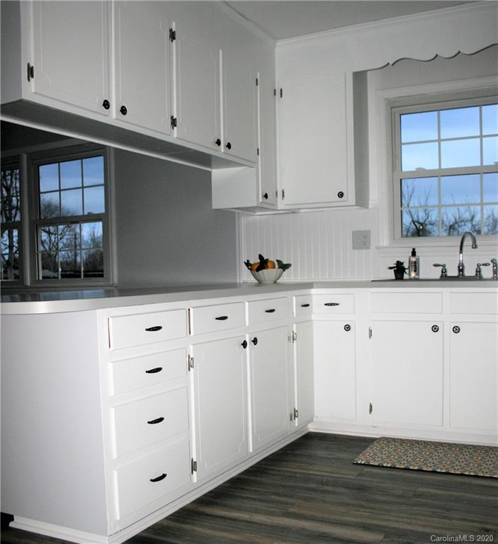 2202 Havenwood Road Dallas, NC 28034 - Photo 10 of 41 Gallery Image 10