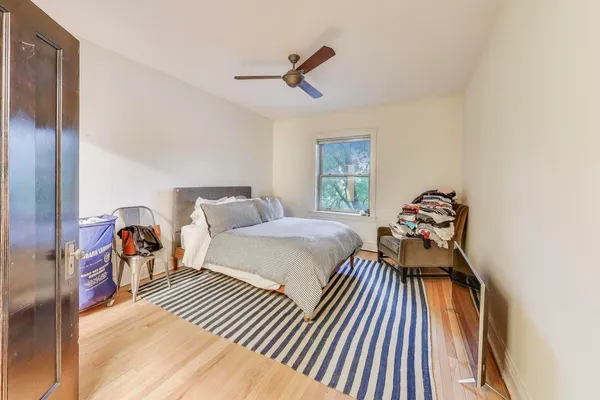 $250,000 | 1308 East 56th Street, Unit 2, Chicago, IL 60637