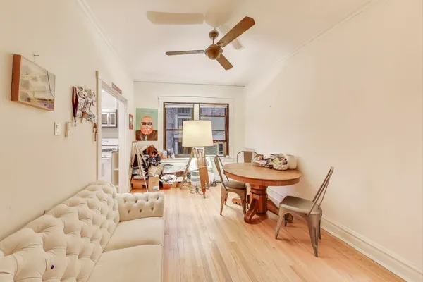 $250,000 | 1308 East 56th Street, Unit 2, Chicago, IL 60637