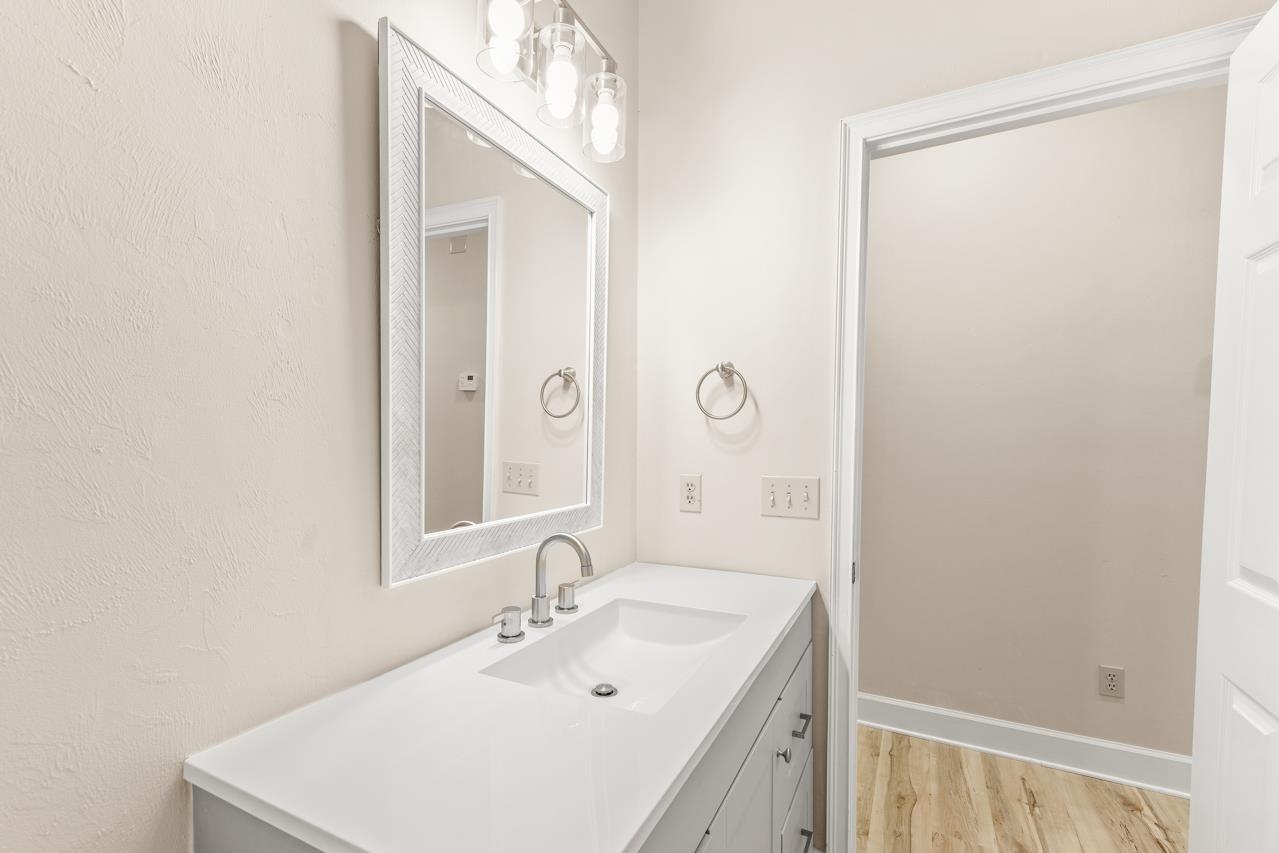 1228 Conservancy Drive East, Tallahassee, FL 32312 Compass