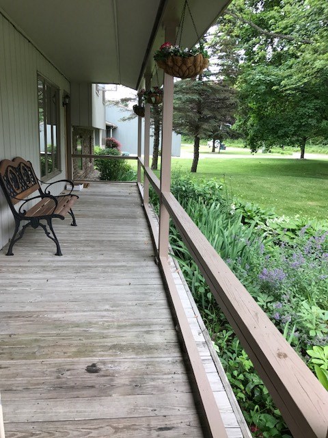 684 Holly Road Cadillac, MI 49601 - Photo 2 of 21 1834817-1.JPG