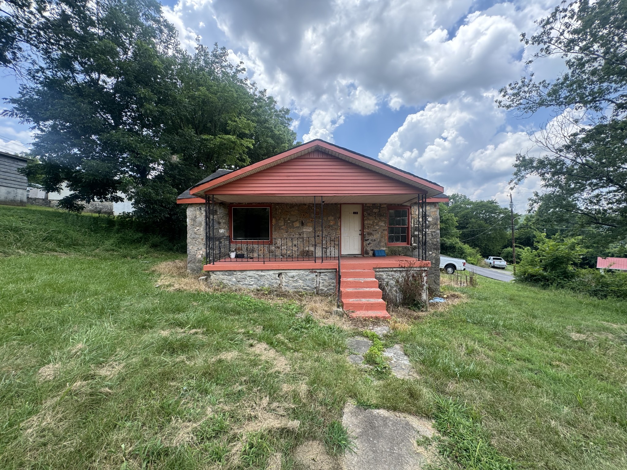 515 Mitchell Street Pulaski, TN 38478 - Photo 1 of 5
