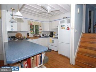 120 Yale Square Swarthmore, PA 19081 - Photo 4 of 12 Kitchen