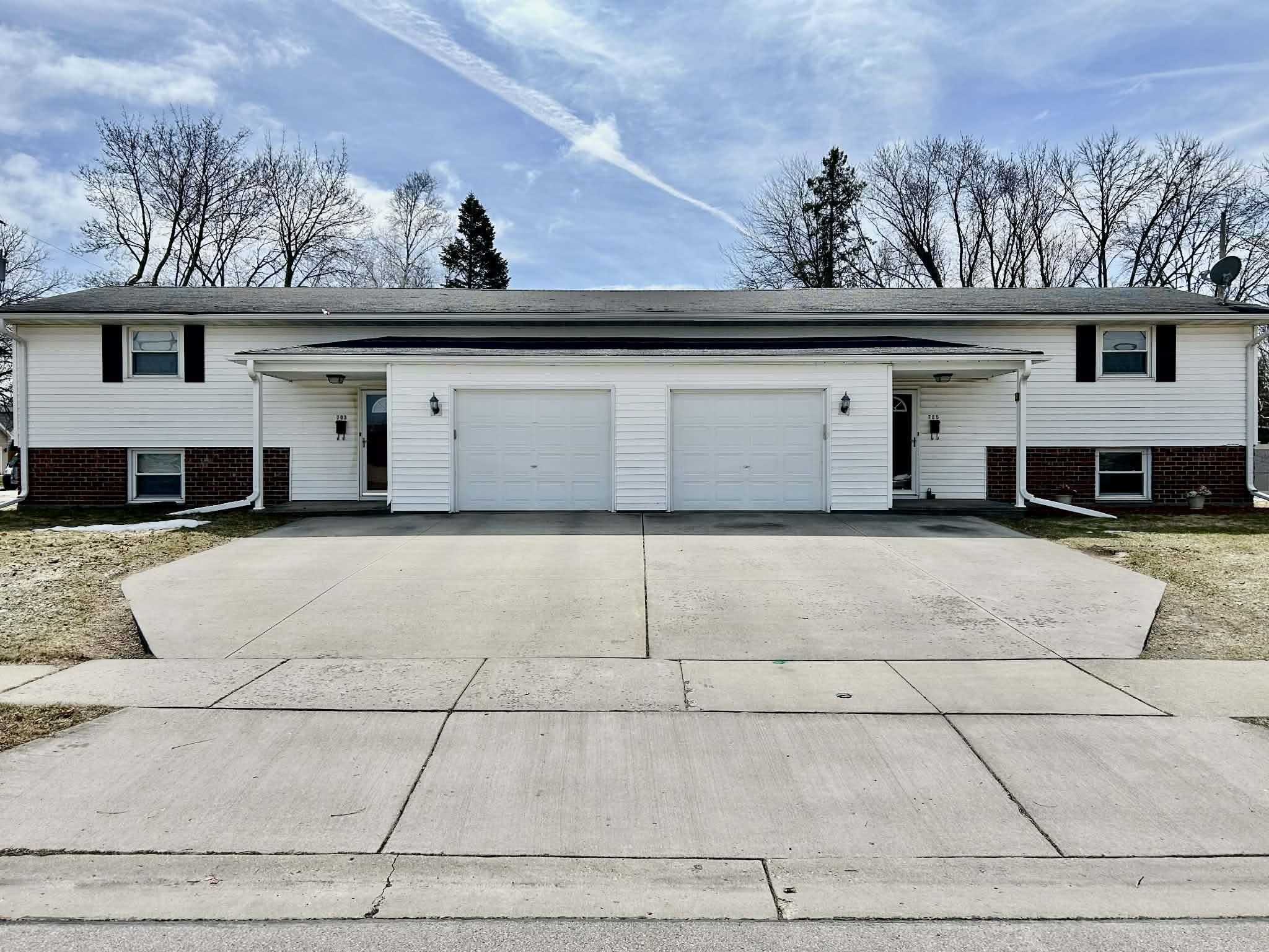 703 Helena Street De Pere, WI 54115 - Photo 1 of 16