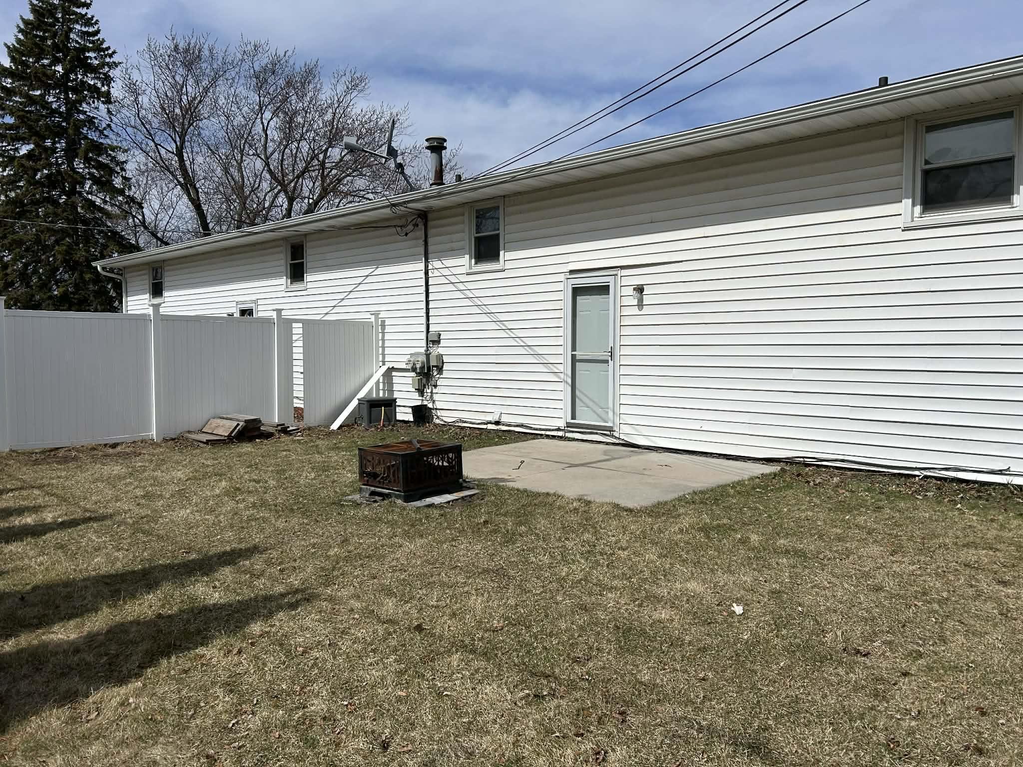 703 Helena Street De Pere, WI 54115 - Photo 12 of 16