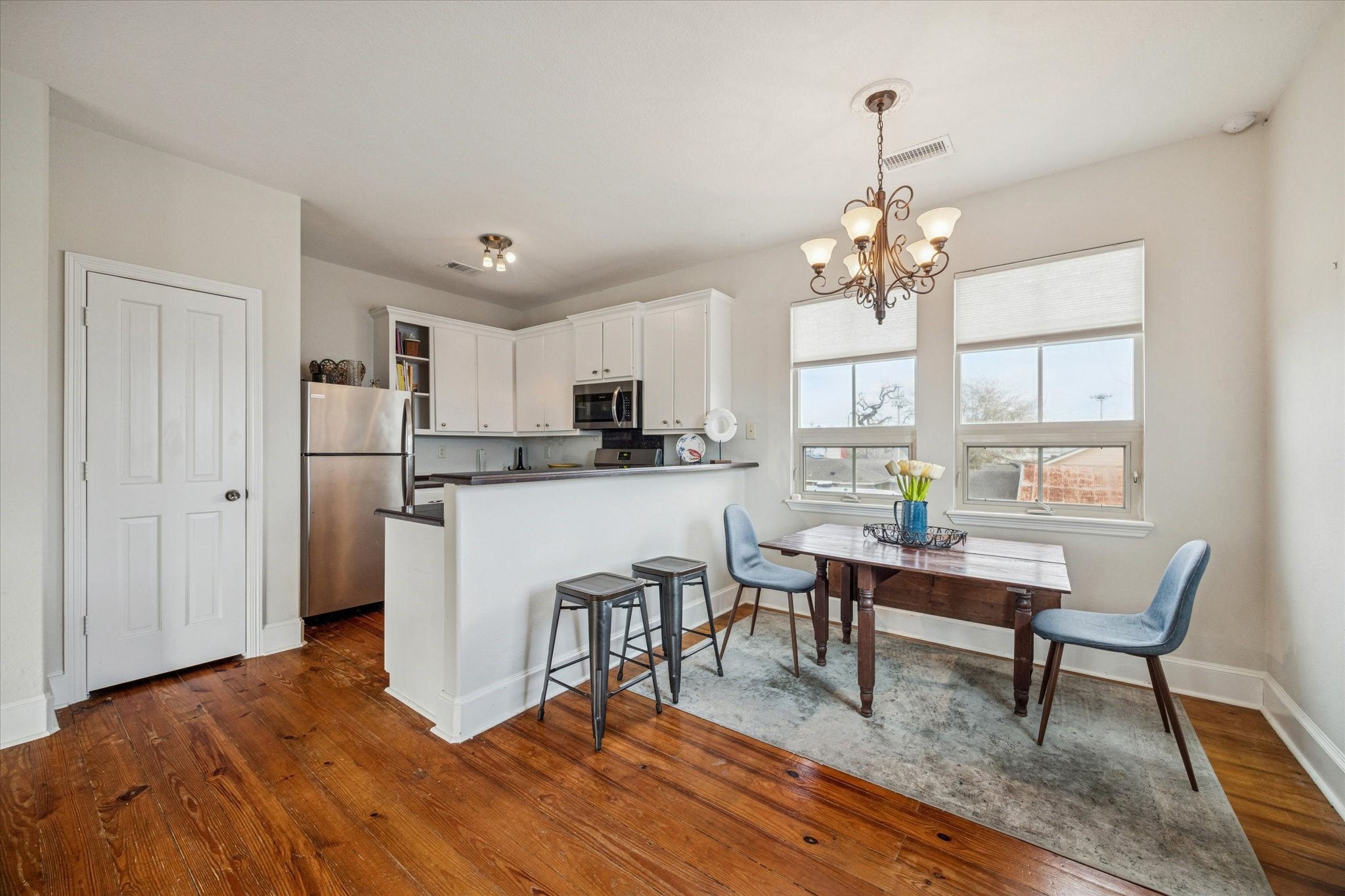 725 Martin Street, Unit A Houston, TX 77018 - Photo 6 of 10