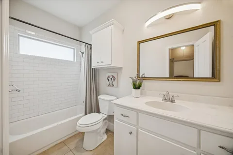 $1,400 | 725 Martin Street, Unit A, Houston, TX 77018