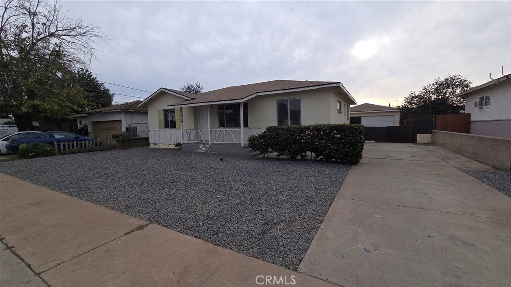 719 Erica Street Escondido, CA 92027 - Photo 2 of 27