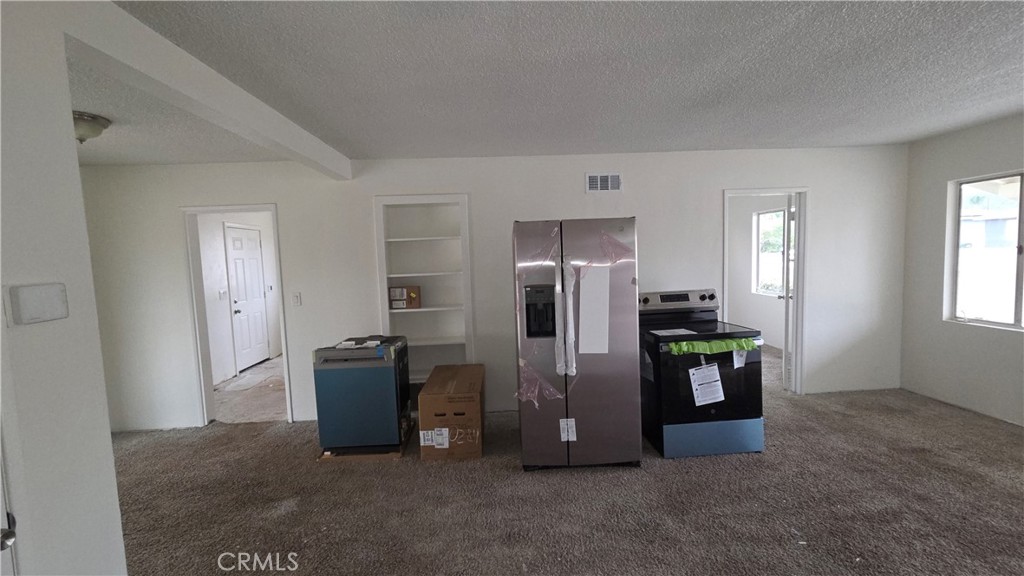 719 Erica Street Escondido, CA 92027 - Photo 8 of 27