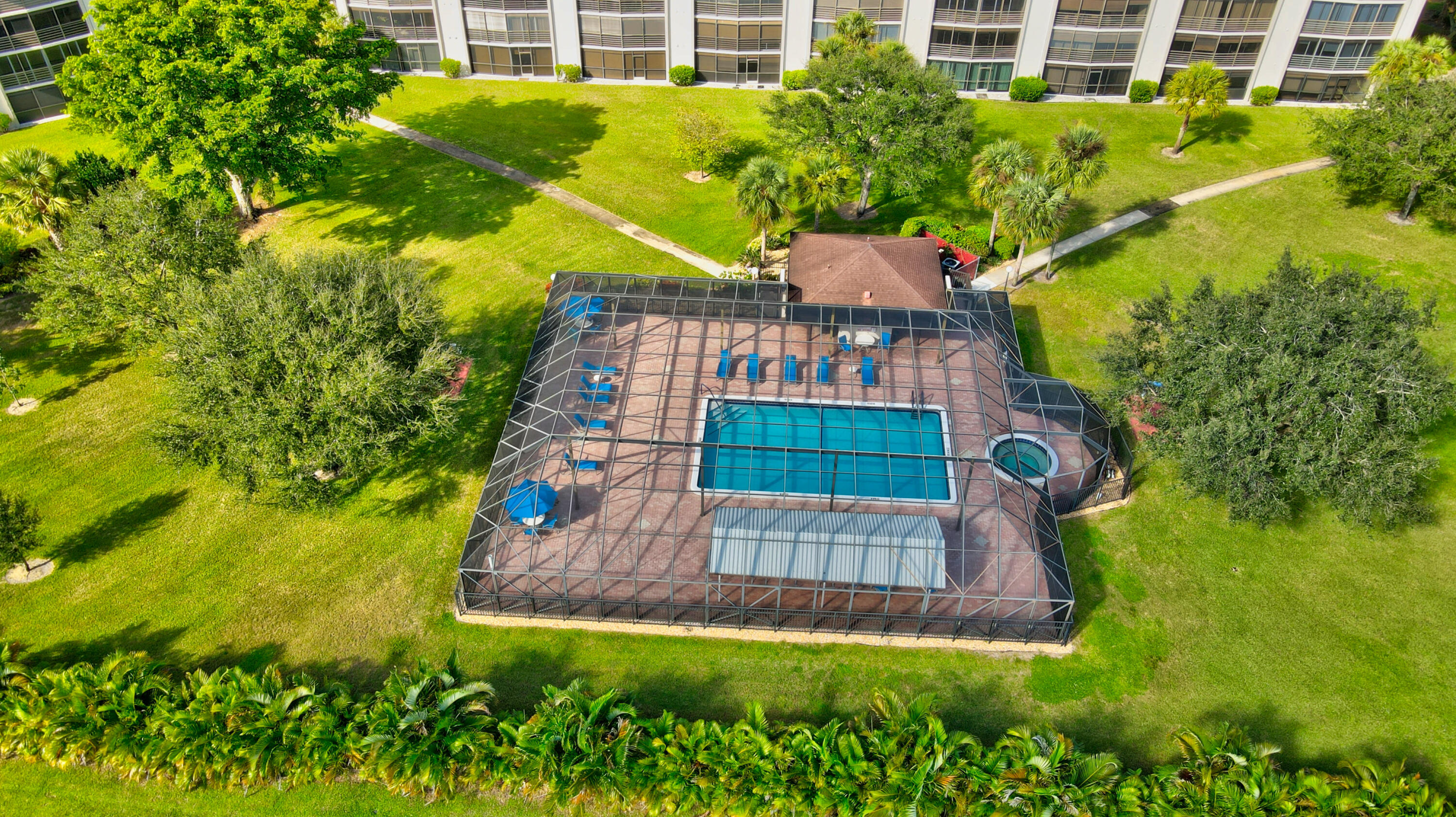 9170 Southwest 14th Street, Unit 4405 Boca Raton, FL 33428 - Photo 32 of 48 a aerial view of a house with a yard