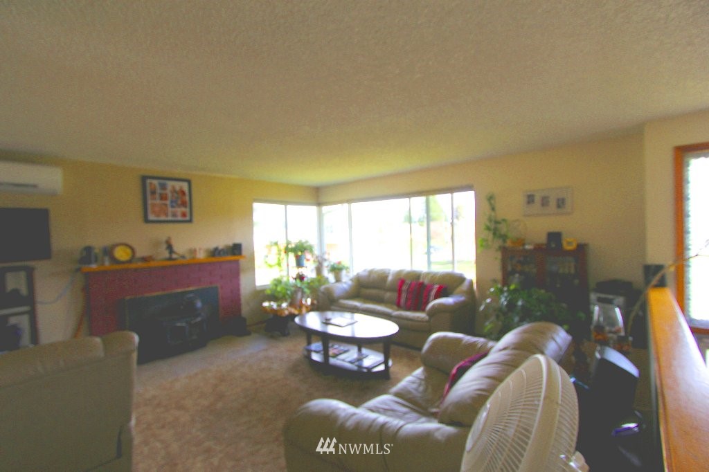 1408 5th Street Cosmopolis, WA 98537 - Photo 6 of 18 Gallery Image 6