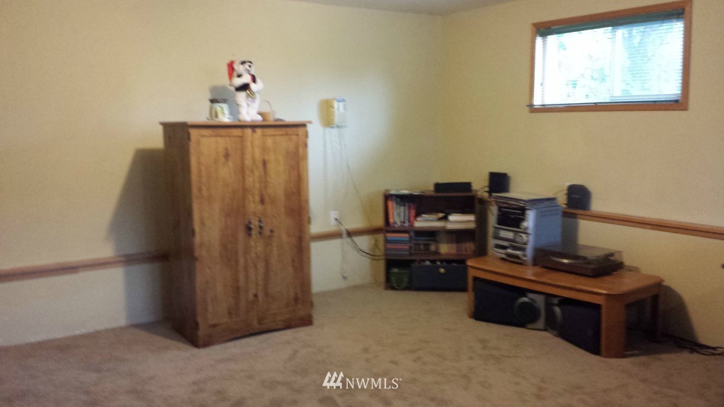 1408 5th Street Cosmopolis, WA 98537 - Photo 10 of 18 Gallery Image 10
