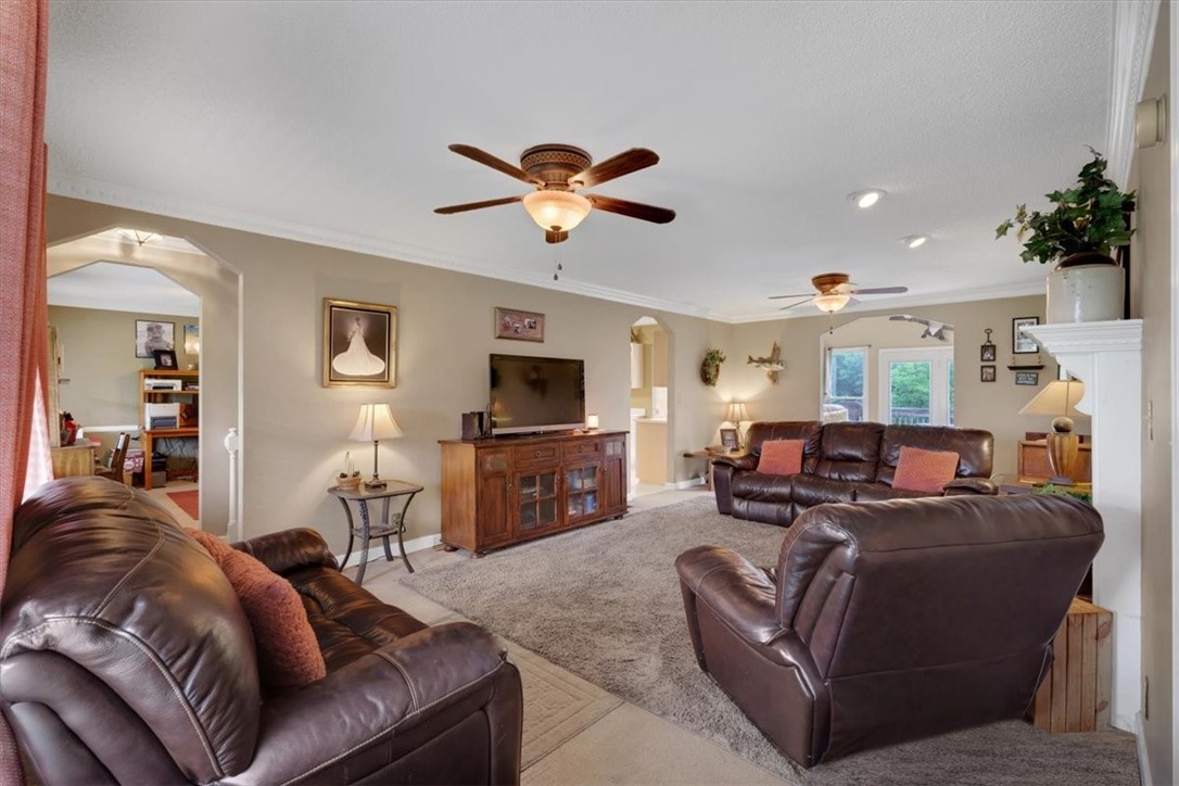 517 Bethlehem Ridge Road Pickens, SC 29671 - Photo 4 of 39