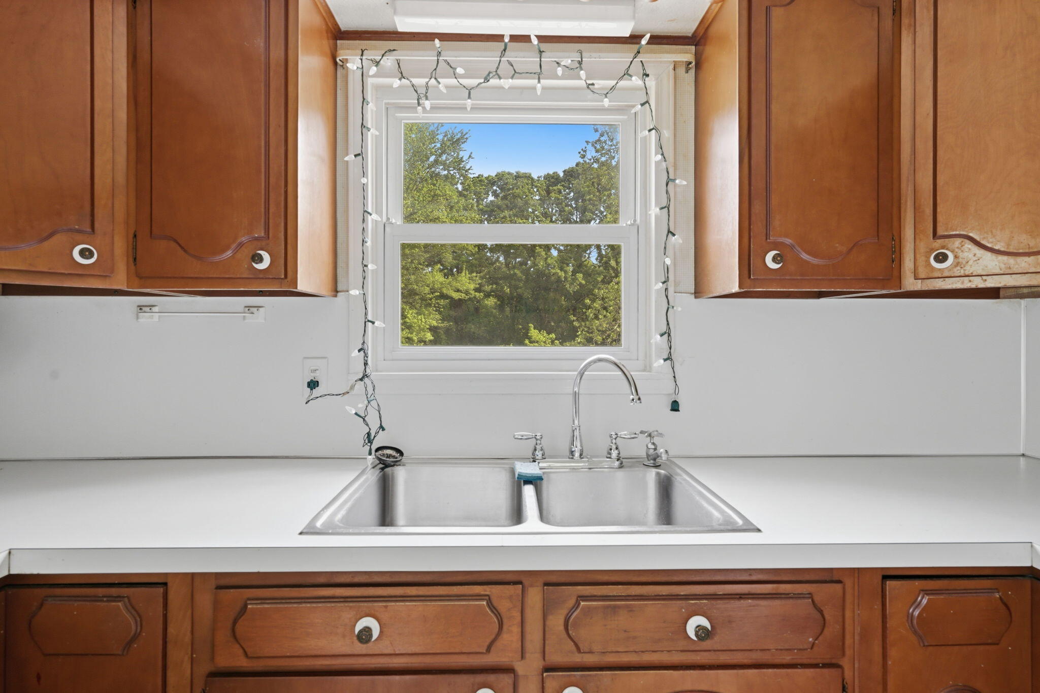 1158 West Reid Road Flint, MI 48507 - Photo 8 of 29 8-web-or-mls-DSC04022 Michael Kremer