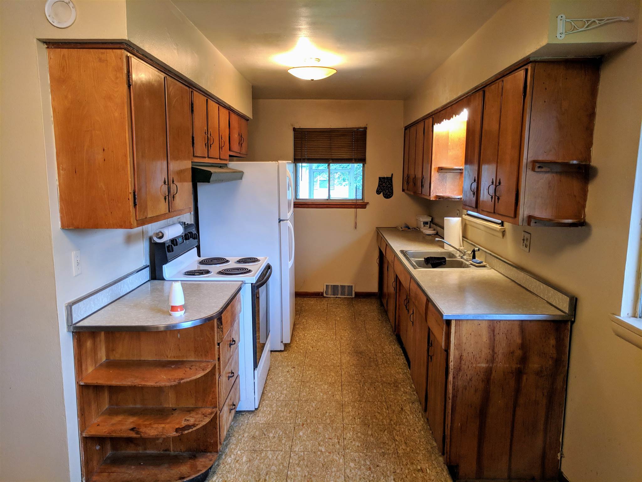 6105 West Taylor Road Muncie, IN 47304 - Photo 4 of 13 Gallery Image 4