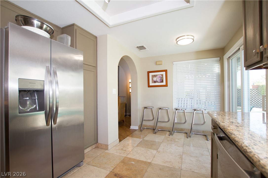 133 Coventry Circle Henderson, NV 89074 - Photo 29 of 99 Kitchen