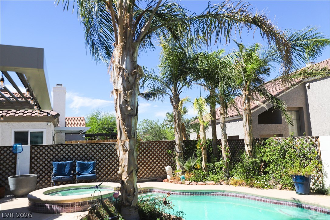 133 Coventry Circle Henderson, NV 89074 - Photo 94 of 99 Spa & pool