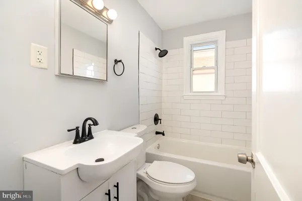 $2,500 | 218 Maryland Avenue, Towson, MD 21286