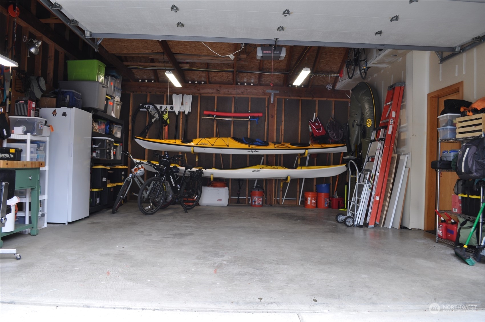 131 Riverside Road Sequim, WA 98382 - Photo 33 of 40 a view of a room with gym equipment