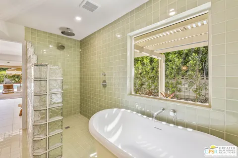 $1,279,000 | 298 North Farrell Drive, Palm Springs, CA 92262