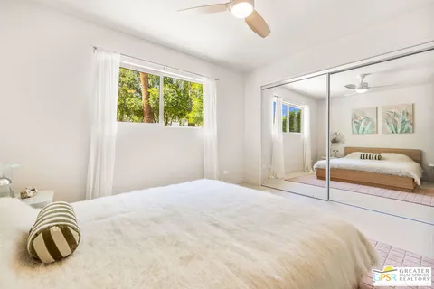 $1,279,000 | 298 North Farrell Drive, Palm Springs, CA 92262