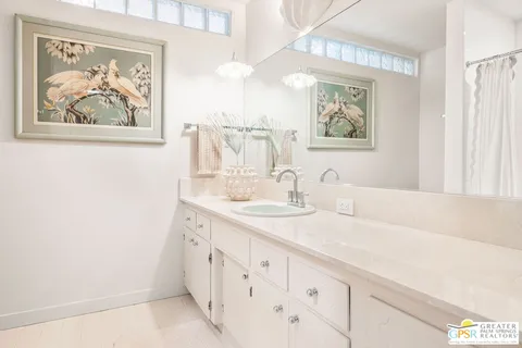 $1,279,000 | 298 North Farrell Drive, Palm Springs, CA 92262