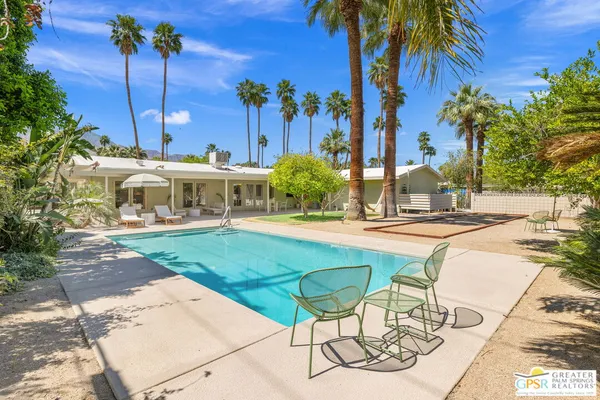 $1,279,000 | 298 North Farrell Drive, Palm Springs, CA 92262