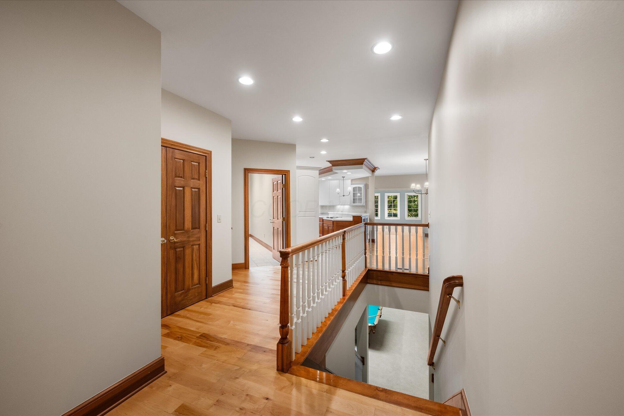 18261 Boerger Road Marysville, OH 43040 - Photo 64 of 94 Garage entry to Kitchen or Basement
