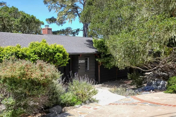 $1,695,000 | 2103 Benson Avenue, Cambria, CA 93428