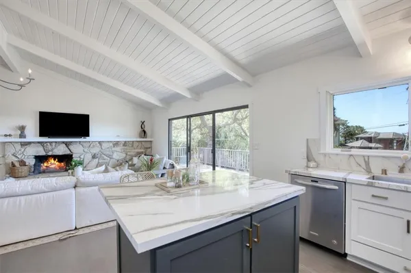 $1,695,000 | 2103 Benson Avenue, Cambria, CA 93428