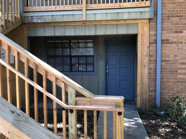 $995 | 153 Belmont Road, Unit B, Tallahassee, FL 32301