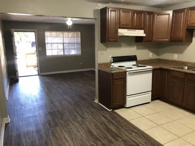 $995 | 153 Belmont Road, Unit B, Tallahassee, FL 32301