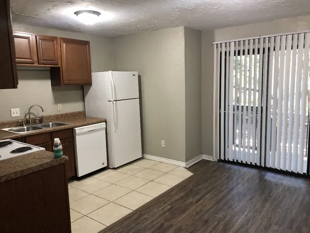 $995 | 153 Belmont Road, Unit B, Tallahassee, FL 32301
