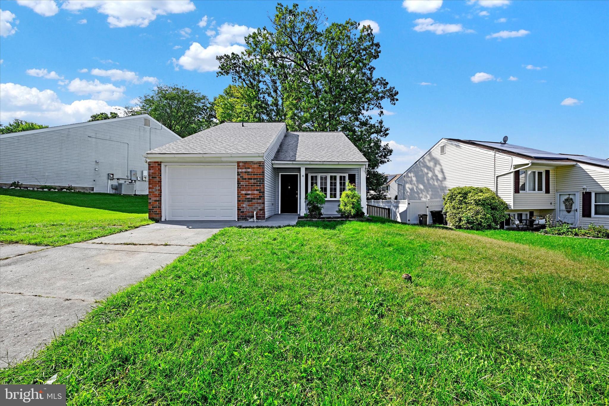 8 Lomond Court Rosedale, MD 21237 - Photo 3 of 23 Gallery Image 3