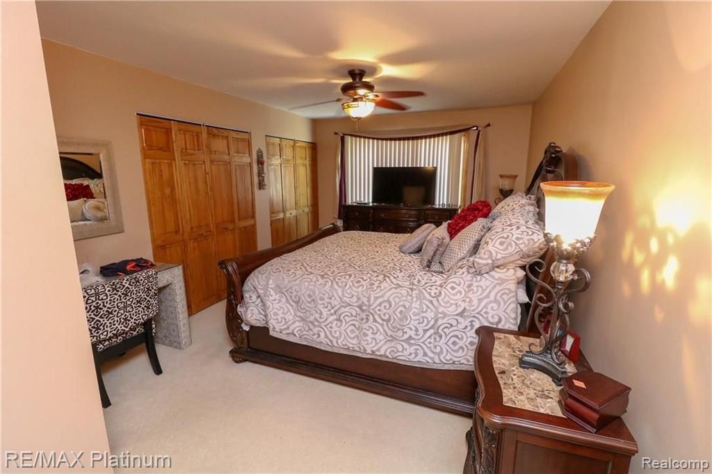41890 Ridge Road East Novi, MI 48375 - Photo 19 of 27